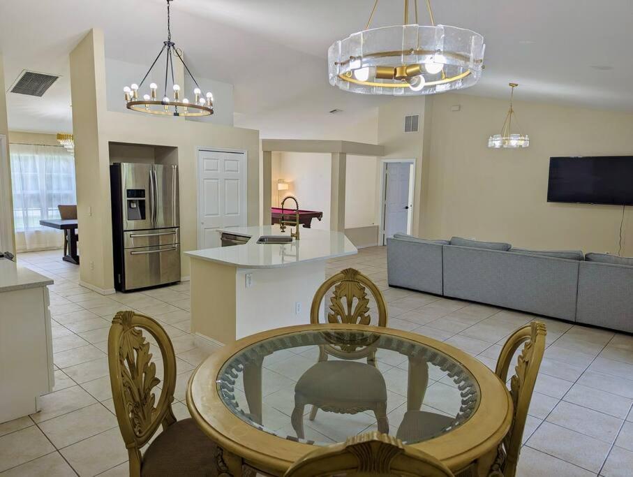 Spacious Family Retreat - Pet Friendly Vero Beach Dış mekan fotoğraf
