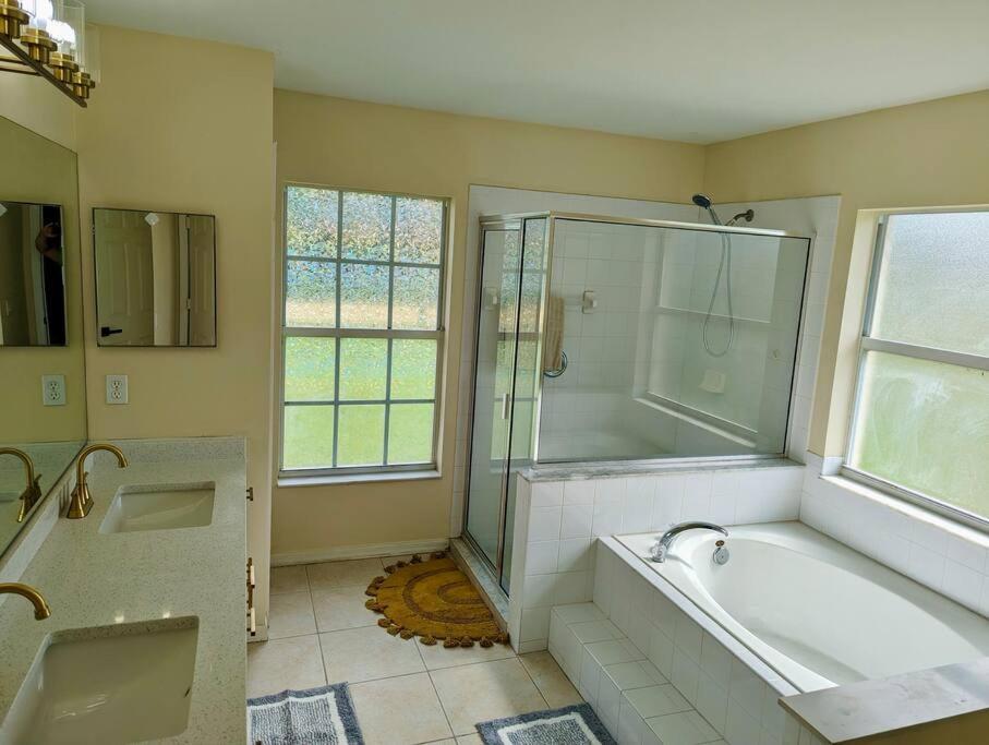 Spacious Family Retreat - Pet Friendly Vero Beach Dış mekan fotoğraf